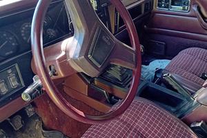 fuoristrada jeep cherokee