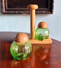 Sale e pepe di Alvar Aalto per Artek