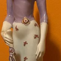 Hollohaza Ungheria Porcellana Figura Donna