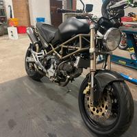 Ducati Monster 900