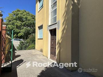 APPARTAMENTO DA RISTRUTTURARE