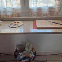 Tavolo da lavoro con piano in marmo