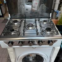 FORNELLO A GAS 5 FUOCHI STAYLUX