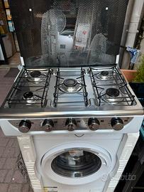 FORNELLO A GAS 5 FUOCHI STAYLUX