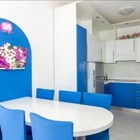 Piazza Torino vista mare