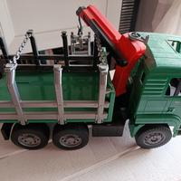 autocarro giocattolo BRUDER