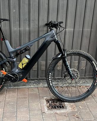 E-bike canyon spectral on cf 6 taglia XL