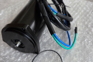 Tilt trim motore assetto inclinazione variabile