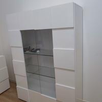 mobile TV più vetrinetta