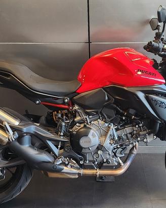 DUCATI MONSTER 890 - 2026