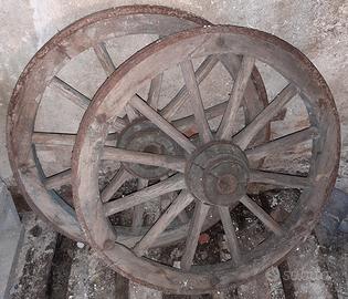 2 ruote carretto antiche