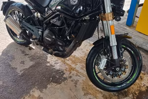 Leoncino 500