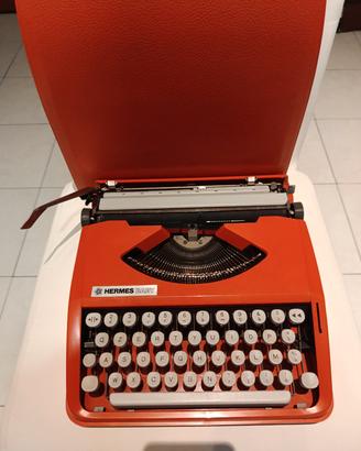 macchina da scrivere olivetti