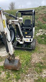 Miniescavatore Bobcat 323 J
