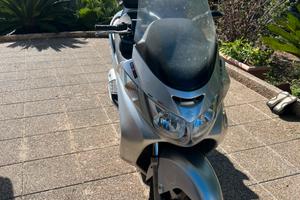 Suzuki Burgman 400 2005 (k4)