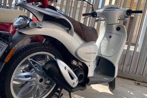 Scarabeo 50cc 2T street ( anno 2018)