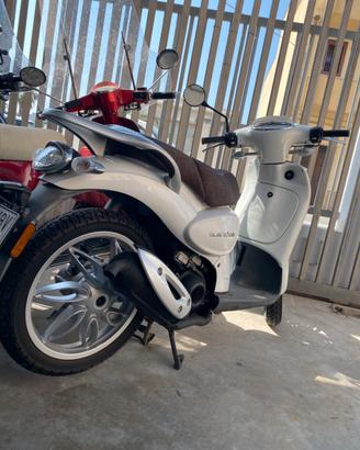 Scarabeo 50cc 2T street ( anno 2018)