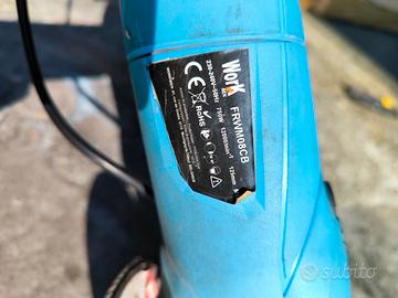 Smerigliatrice angolare