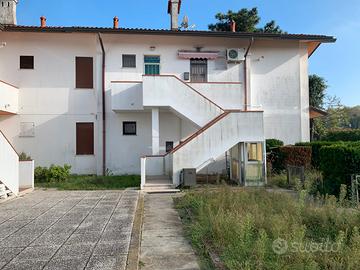 Villetta con giardino ind. a Lido degli Scacchi