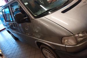  Volkswagen  caravelle 9 posti 