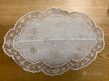 Centrino cotone anni ‘50 ricamano a mano