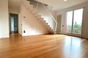 Appartamento di 115 m² con 3 locali e box auto a Z
