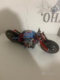 LEGO Technic 42036 Moto da Corsa Street Motorcycle