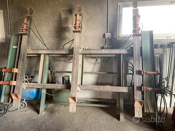 Strettoio oleodinamico orma macchine