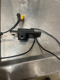 Retrocamera luce targa