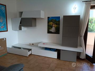 Parete attrezzata moderna