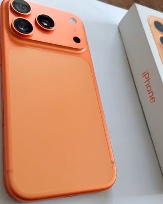 IPhone 17 pro 256gb cosmic orange