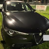 Alfa Romeo Stelvio 2.2 Turbodiesel 180 CV AT8 Q4 E