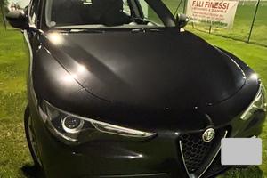 Alfa Romeo Stelvio 2.2 Turbodiesel 180 CV AT8 Q4 E