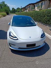 Tesla Model 3 Long Range 2020/09