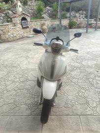 Piaggio Beverly 350st