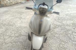Piaggio Beverly 350st