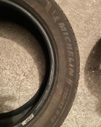 4 gomme michelin 205/65/r 16