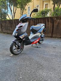 Aprilia sr50
