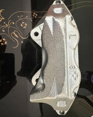 Pinza anteriore sx Toyota nuova