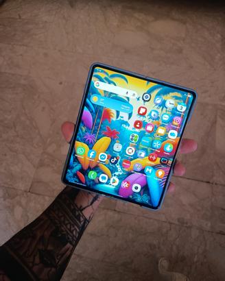 Samsung fold 5 