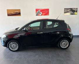 Lancia Ypsilon 1.2 69 CV 5 porte Gold