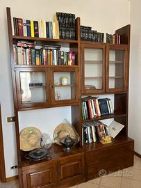 Vetrina in legno massello