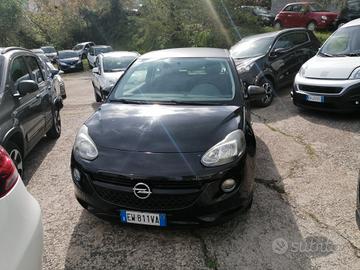 Opel Adam 1.2 70 CV BLACK EDITION