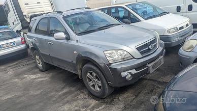 KIA SORENTO 2002-2006 2.5 CRDI 5 Porte