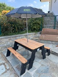 Tavolo bambini con sabbiere appena restaurato