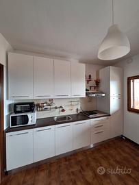 MONOLOCALE SUL LAGO Zone BS