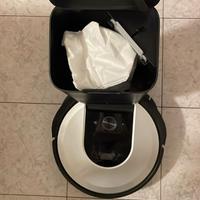 Roomba i7+