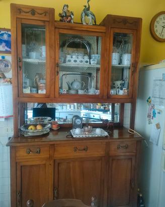 Credenza con alzata 