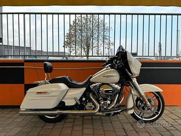 HARLEY-DAVIDSON FLHX Street Glide SPECIAL