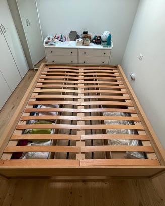 Letto Maison Du Monde con 4 cassettoni